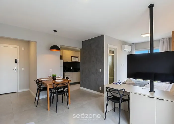 Em Cond. C/ Piscina E Vista Cid. Cjg0904 Apartamento *