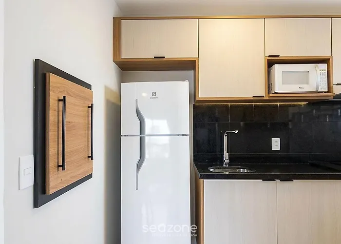 Apartamento Em Cond. C/ Piscina E Vista Cid. Cjg0904 *